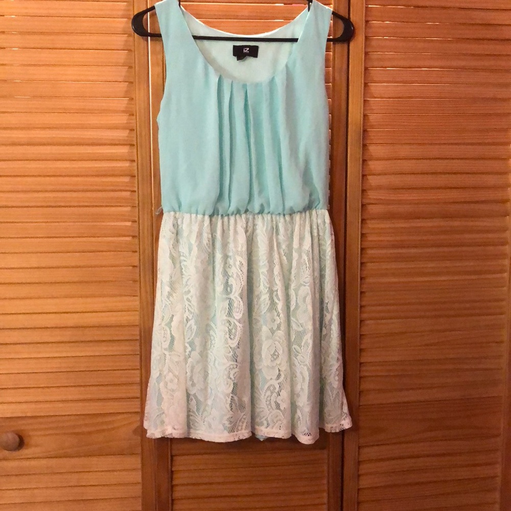 mint/lace dress